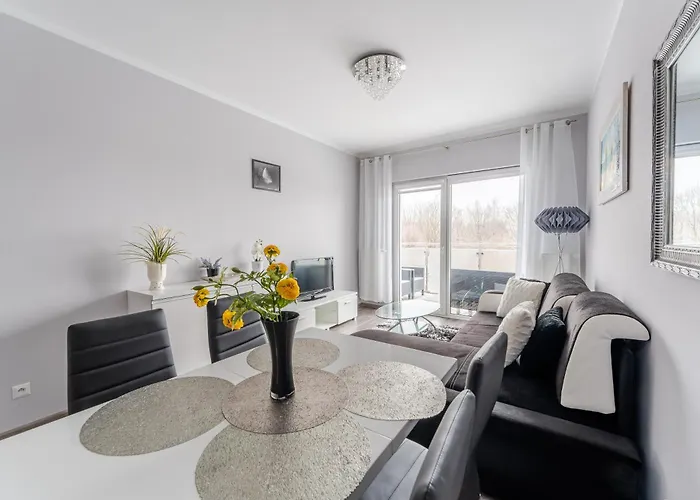 아파트 Wielkopolska Cozy By Bookinghost *