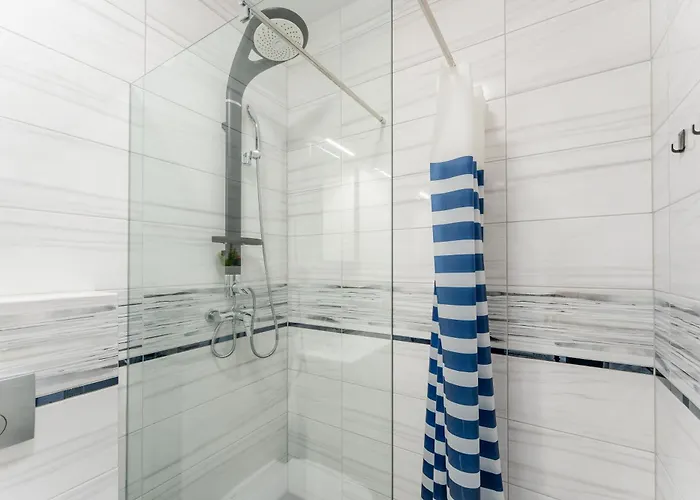 아파트 Wielkopolska Cozy By Bookinghost