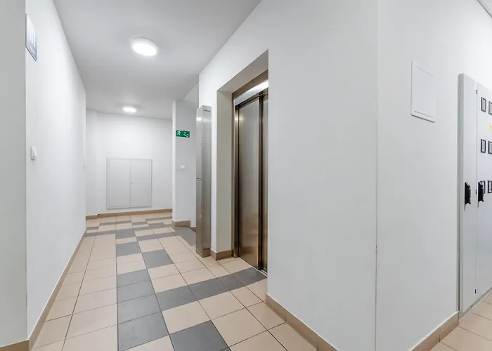 Wielkopolska Cozy By Bookinghost 아파트