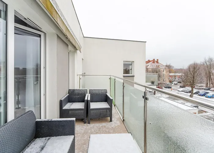 Wielkopolska Cozy By Bookinghost 아파트